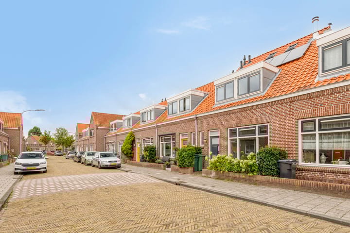 Foto 7 van Barbarossastraat 16