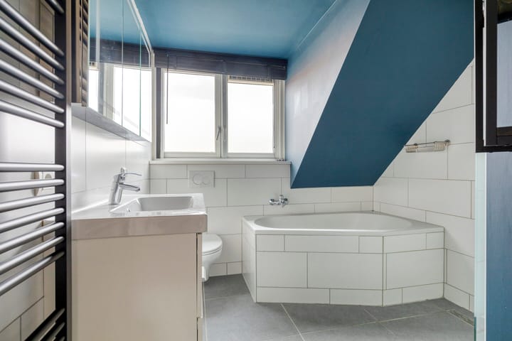 Foto 5 van Barbarossastraat 16