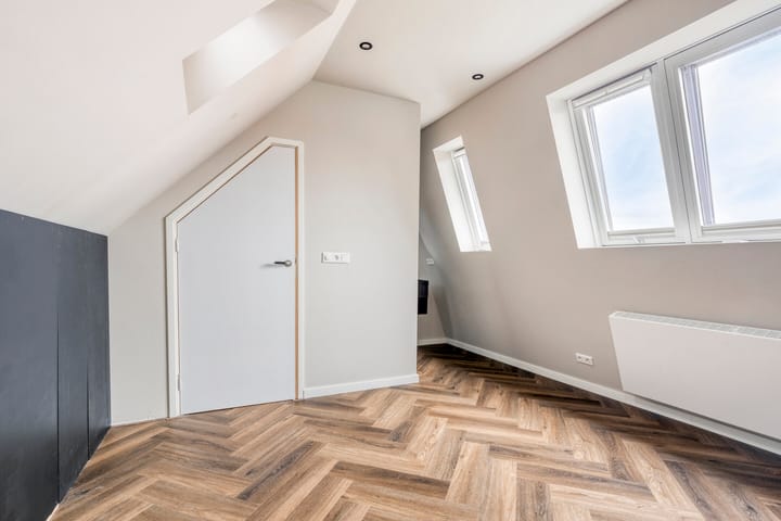 Foto 31 van Barbarossastraat 16