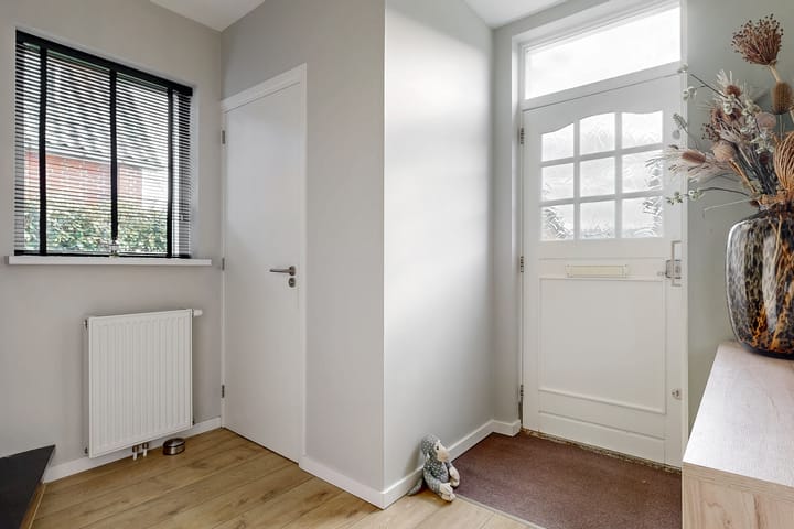 Photo 6 of Goudenregenlaan 33