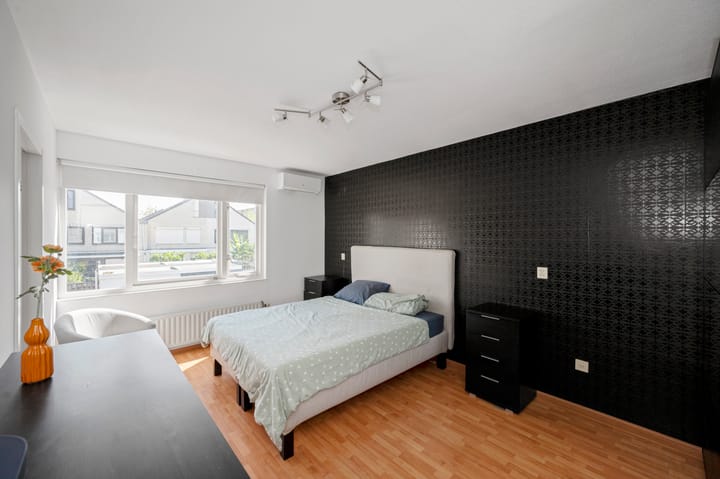 Photo 25 of Charlie Chaplinweg 7