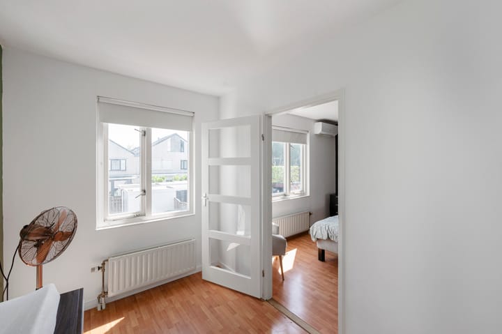 Photo 29 of Charlie Chaplinweg 7