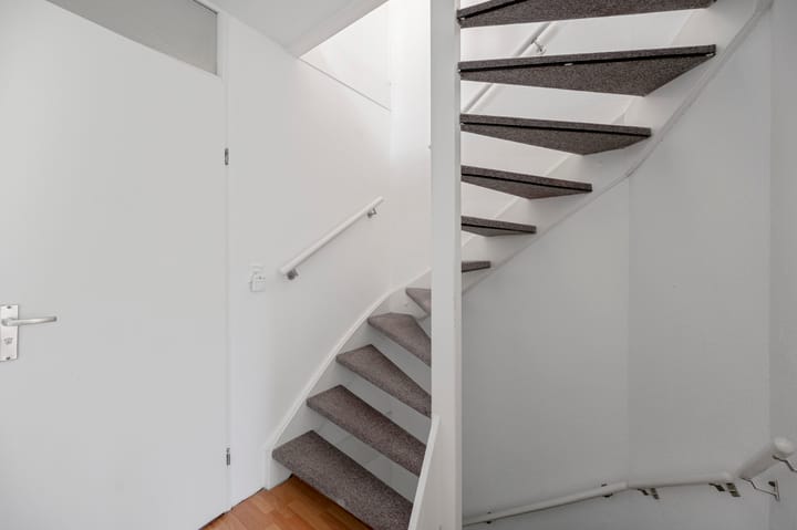 Photo 30 of Charlie Chaplinweg 7