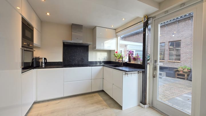 Foto 6 van Van Toulon van der Koogweg 32