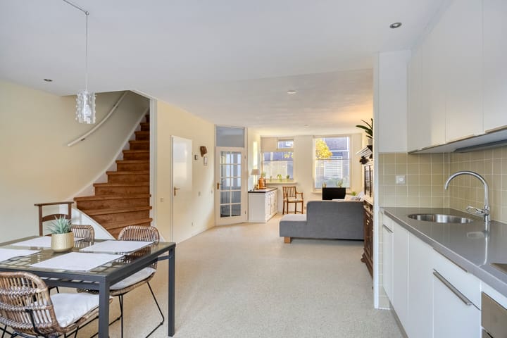 Foto 16 van Jagerstraat 8