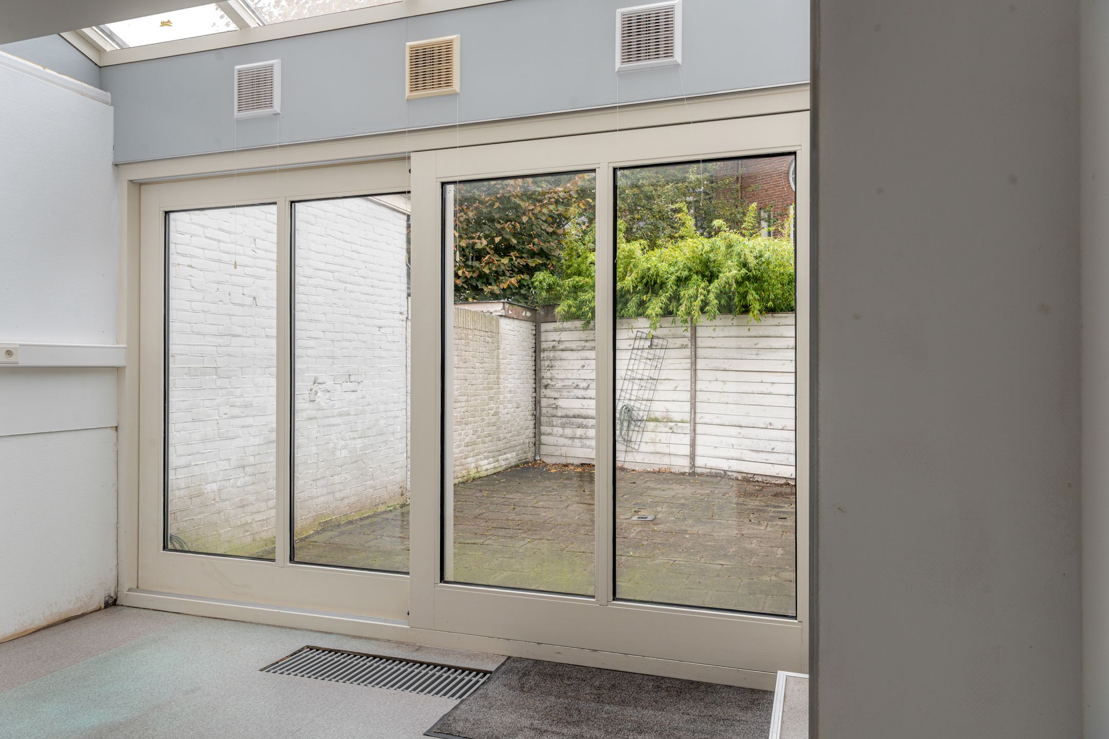 Photo 6 of Vredeman de Vriesstraat 9