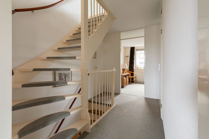 Photo 22 of Schoener 1