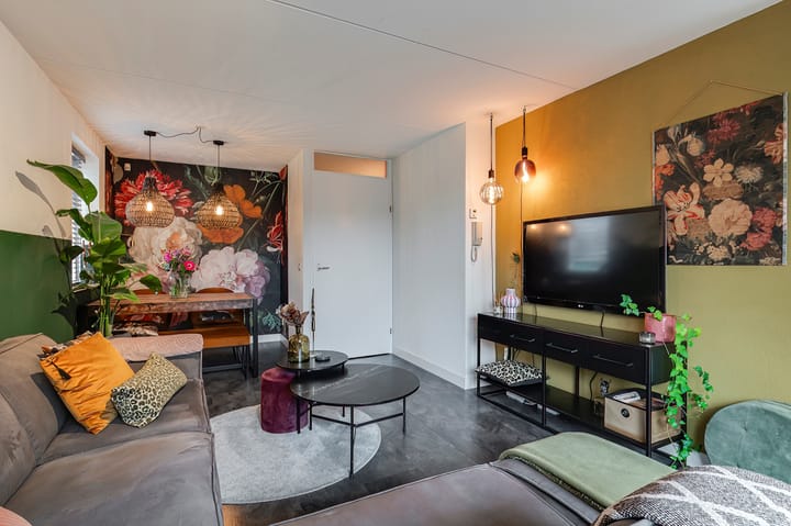 Photo 12 of Cornelis van Haarlemlaan 1