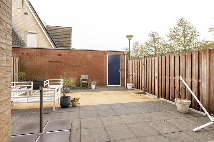 Photo 22 of Cornelis van Haarlemlaan 1