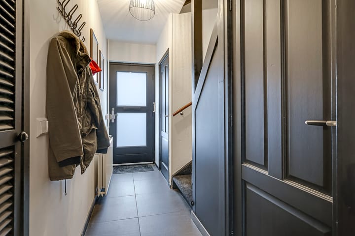 Photo 10 of Flessestraat 32