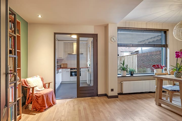 Photo 11 of Flessestraat 32