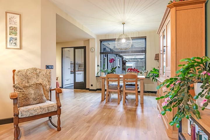 Photo 17 of Flessestraat 32