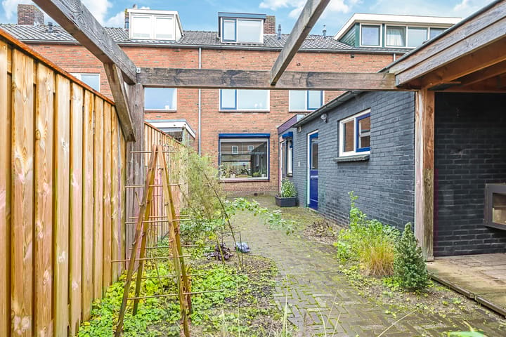 Photo 48 of Flessestraat 32