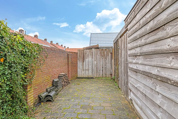 Photo 56 of Flessestraat 32