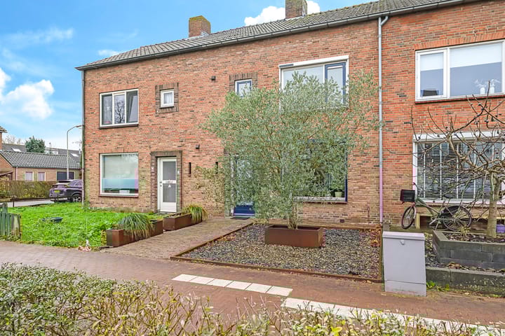 Photo 65 of Flessestraat 32