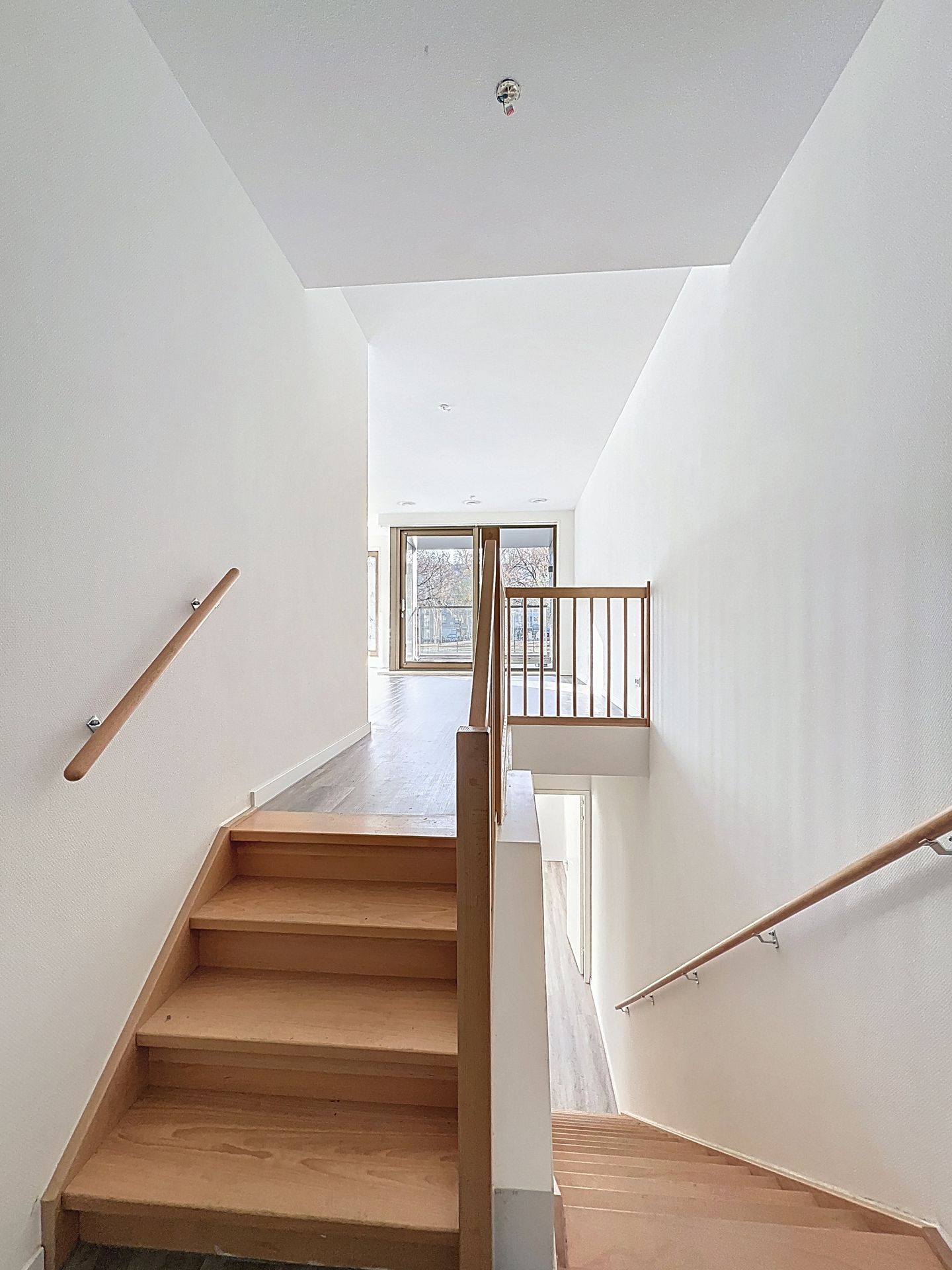 Photo 5 of Willem Parelstraat 336