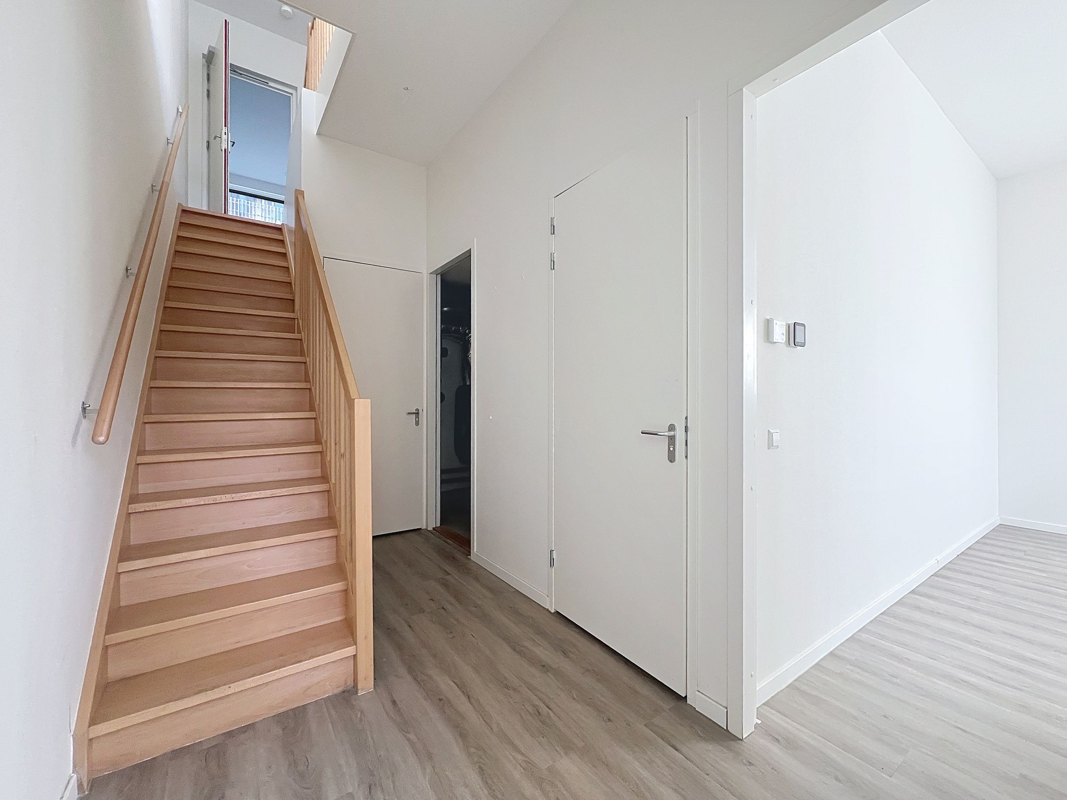 Photo 6 of Willem Parelstraat 336