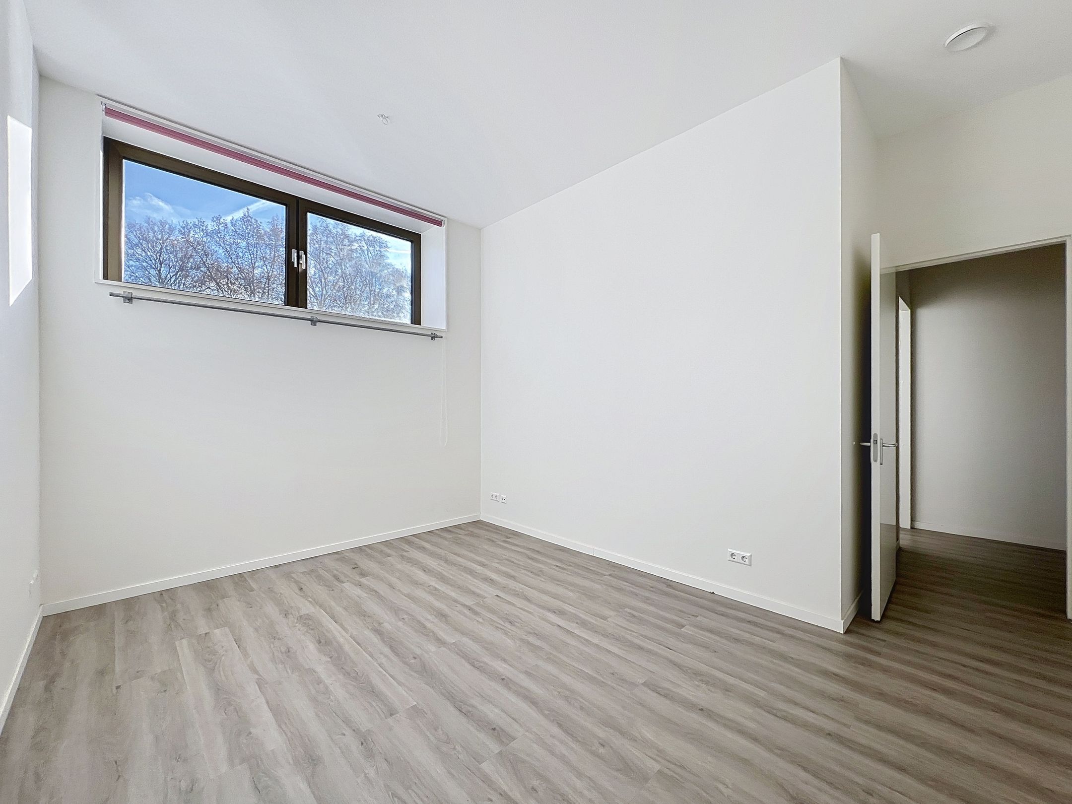 Photo 9 of Willem Parelstraat 336