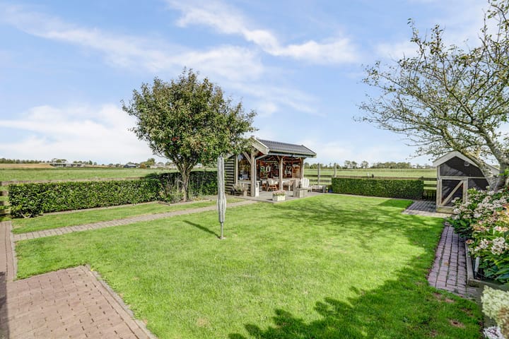 Photo 33 of Buren 34