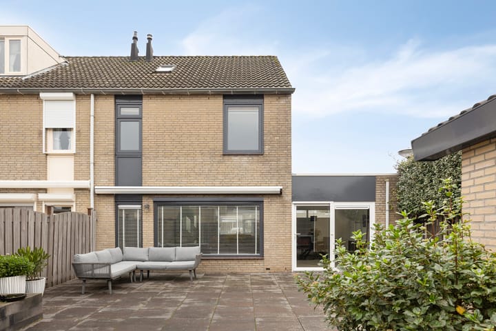 Foto 34 van Carry Pothuis-Smitstraat 37