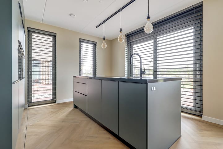 Photo 10 of Afsluitdijk 24