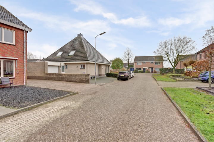 Foto 4 van Bernhardlaan 27