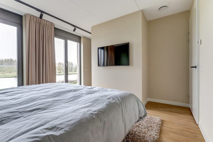 Photo 38 of Afsluitdijk 24