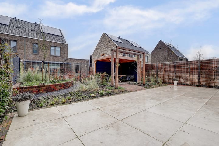 Photo 50 of Afsluitdijk 24