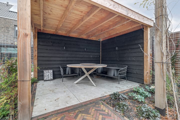 Photo 52 of Afsluitdijk 24