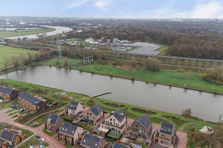 Photo 65 of Afsluitdijk 24