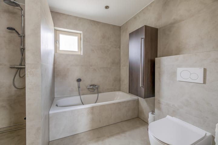 Foto 14 van Meidoornlaan 7