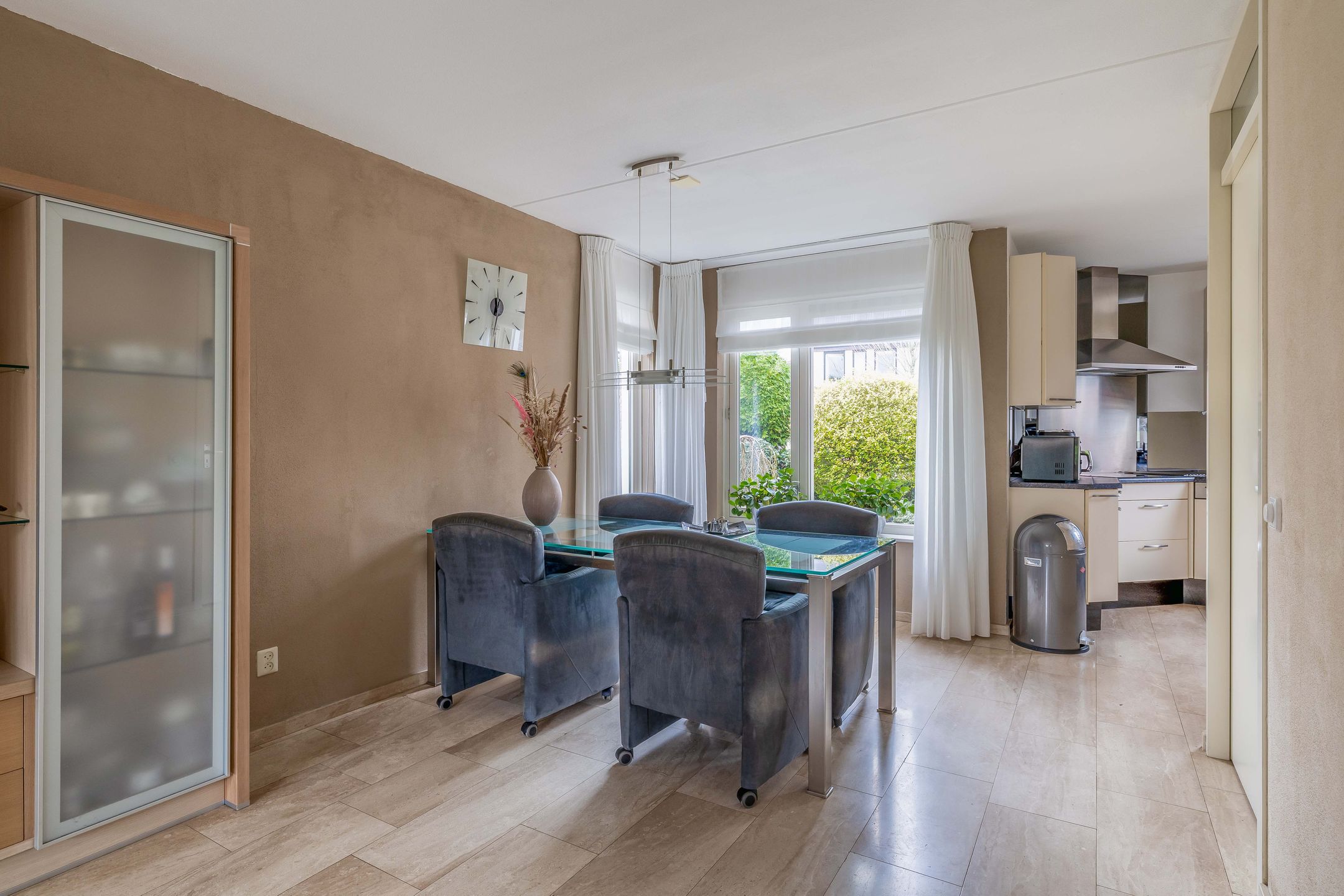 Foto 6 van Meidoornlaan 7