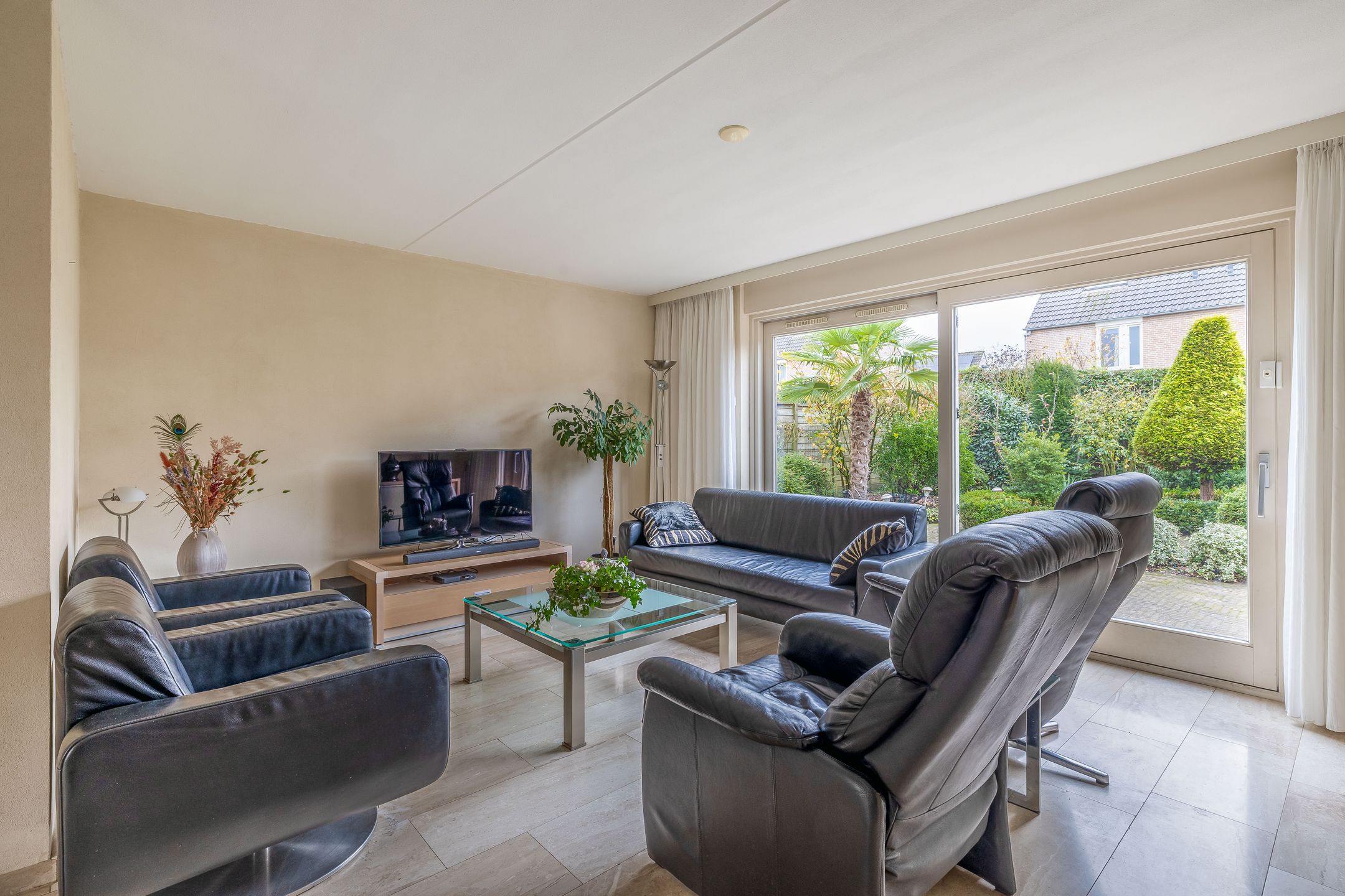 Foto 3 van Meidoornlaan 7