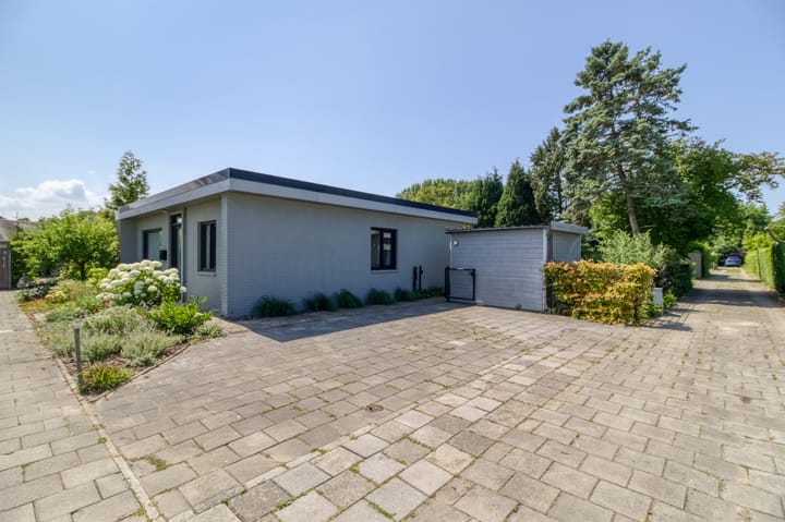 Photo 2 of Zeekraalstraat 17