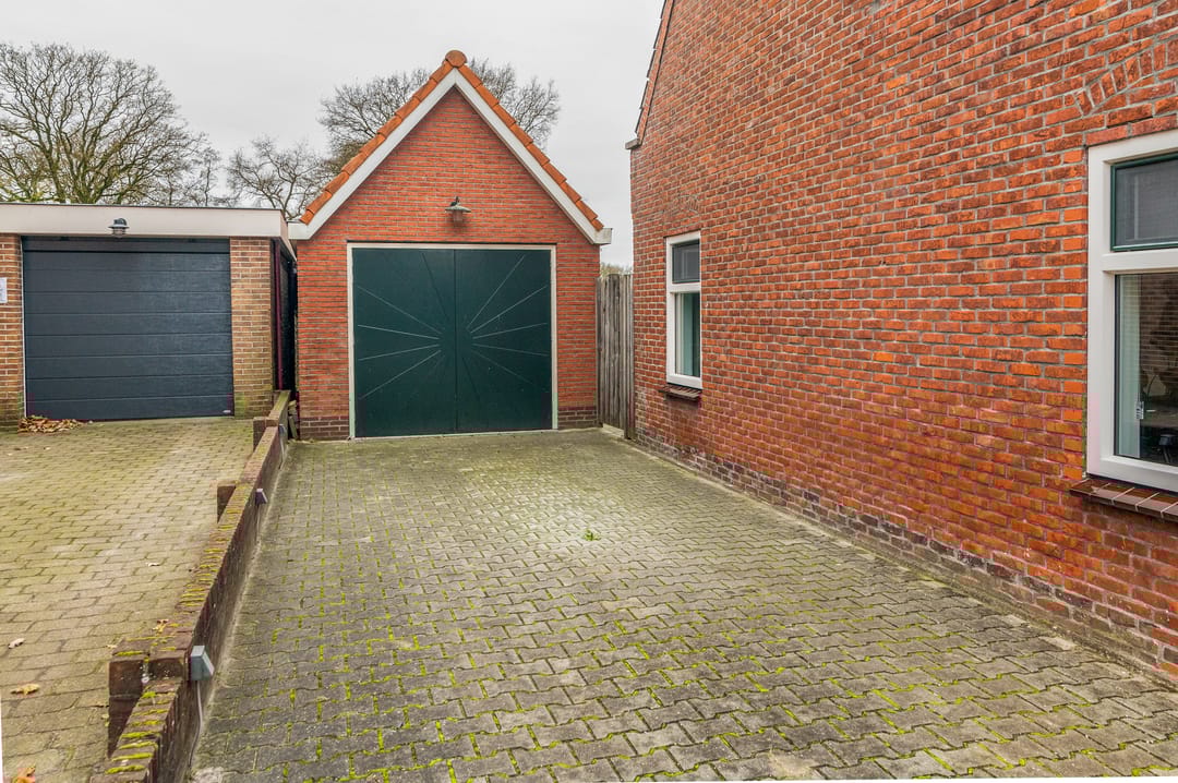 Foto 13 van P W Janssenweg 7