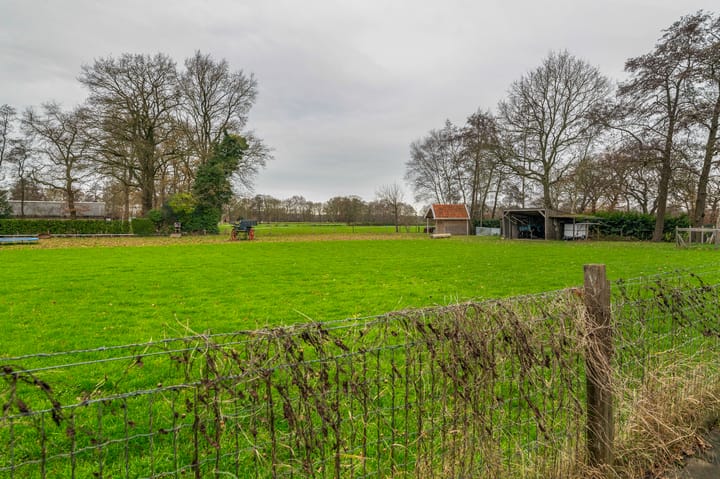 Foto 16 van P W Janssenweg 7