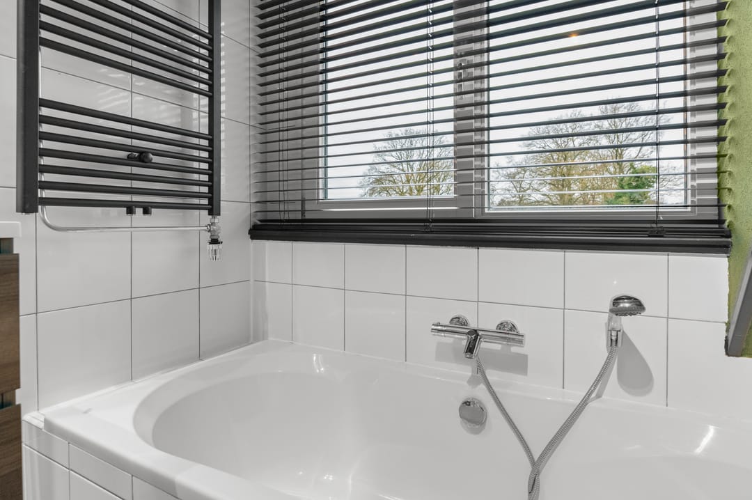 Foto 43 van P W Janssenweg 7