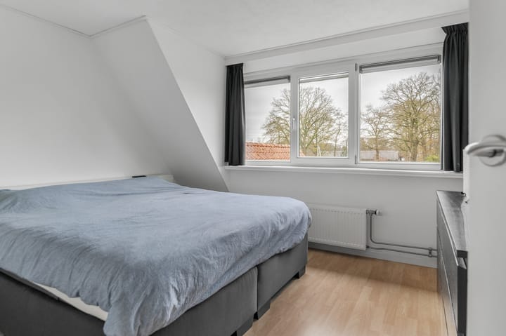 Foto 46 van P W Janssenweg 7