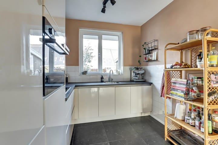 Photo 13 of Nelson Mandelahof 41