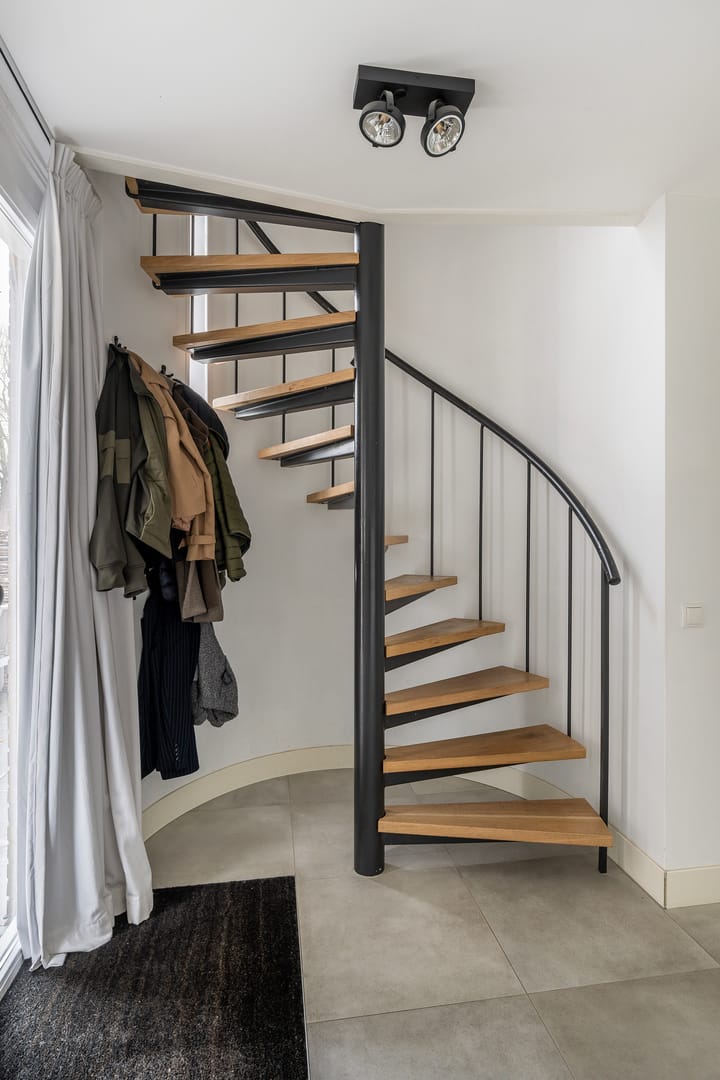 Photo 69 of Johanna Naberkade 37