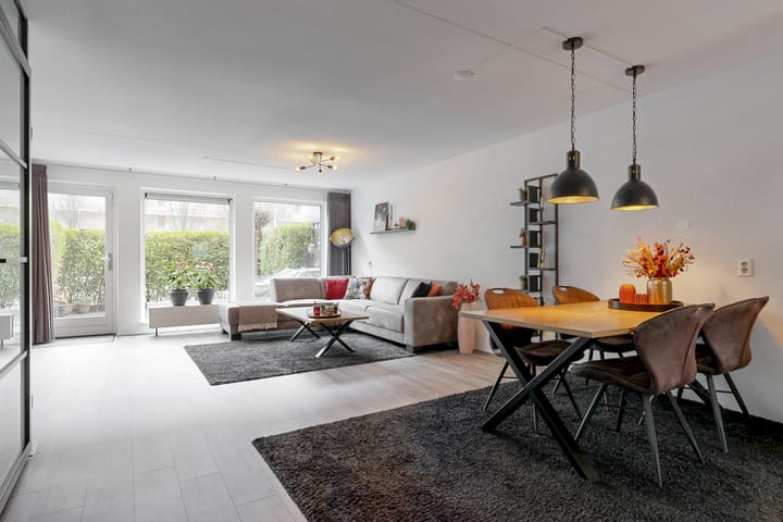 Photo 2 of Schubertlaan 904