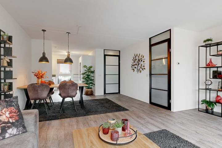 Photo 14 of Schubertlaan 904