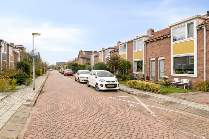 Photo 31 of Anemonenstraat 8