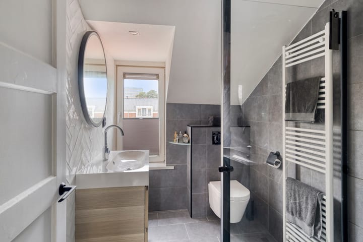 Photo 20 of Anemonenstraat 8