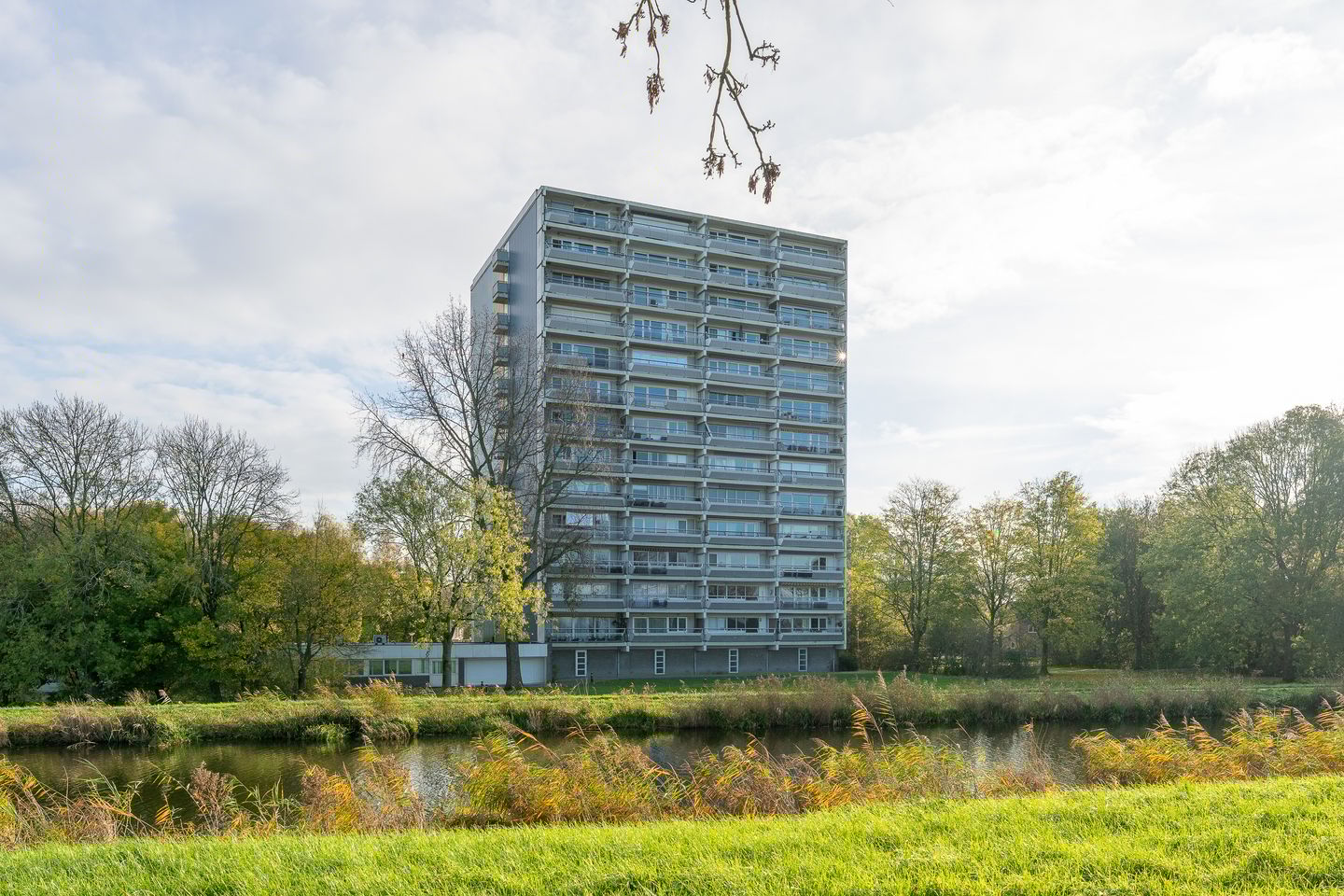 Photo 1 of Burgemeester D. Kooimanweg 1009