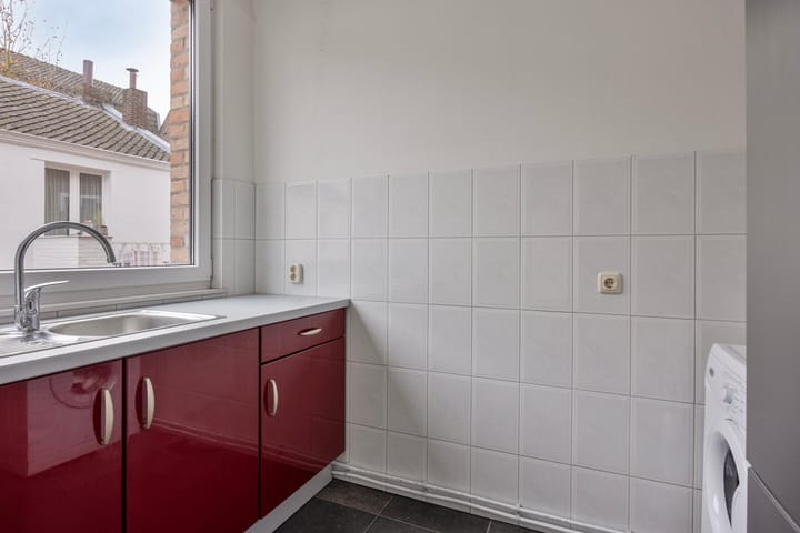 Photo 16 of Lenculenstraat 5-B