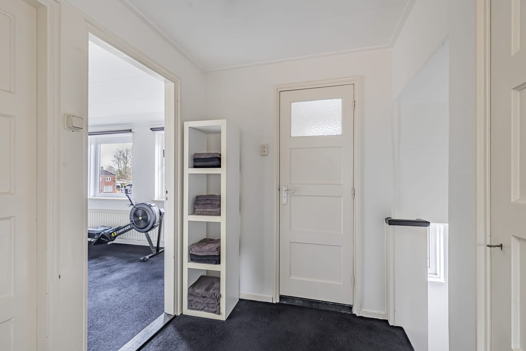 Photo 23 of Julianastraat 6