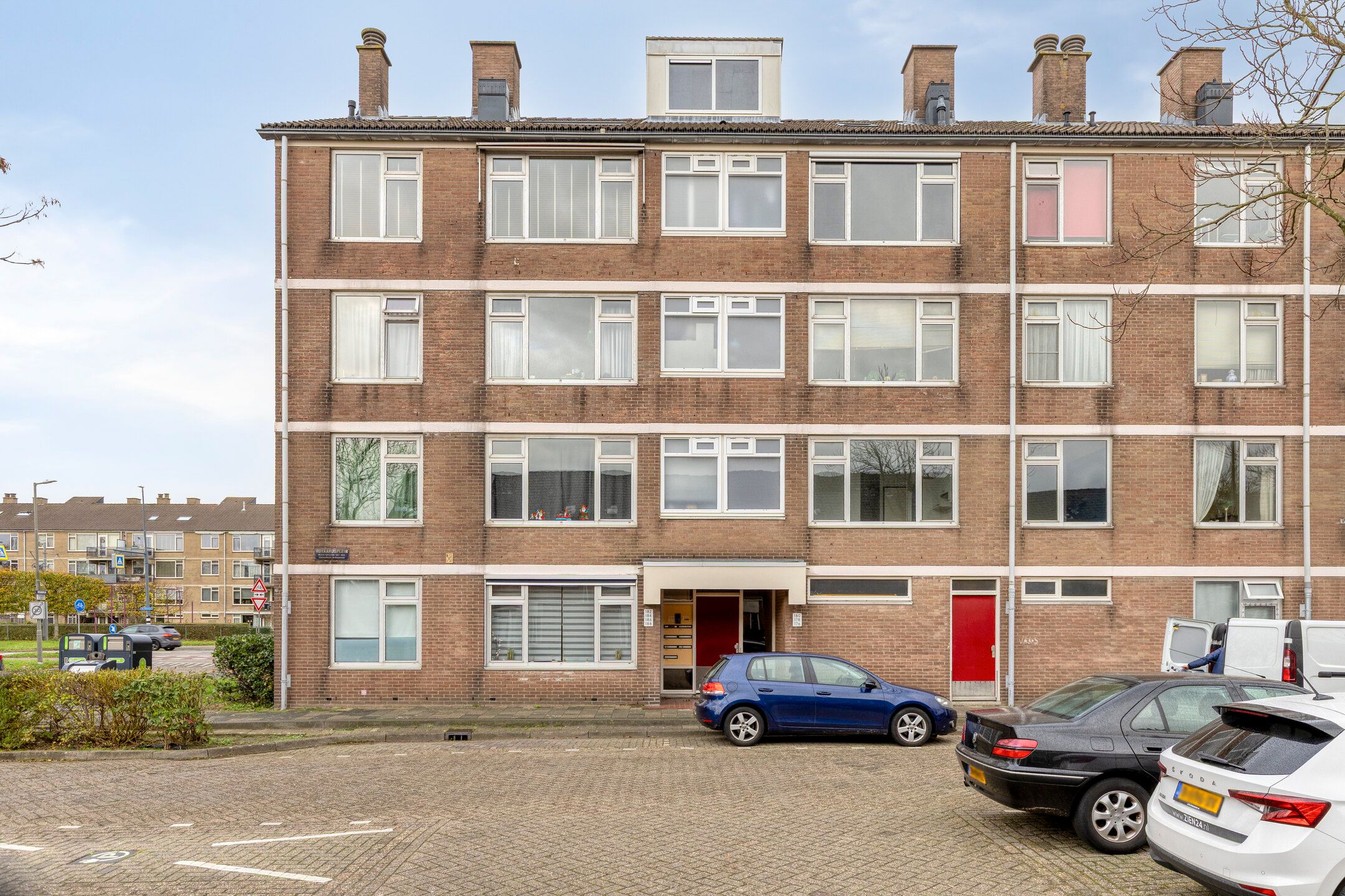 Photo 21 of Royaardsplein 176