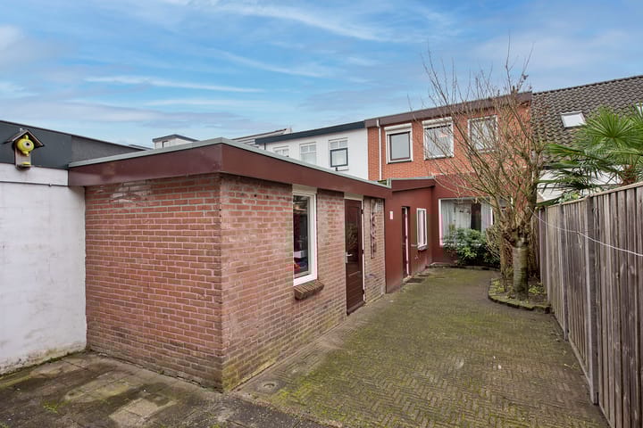 Photo 4 of Golsstraat 30