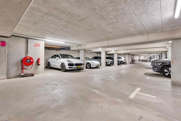 Photo 21 of Schans 12-B